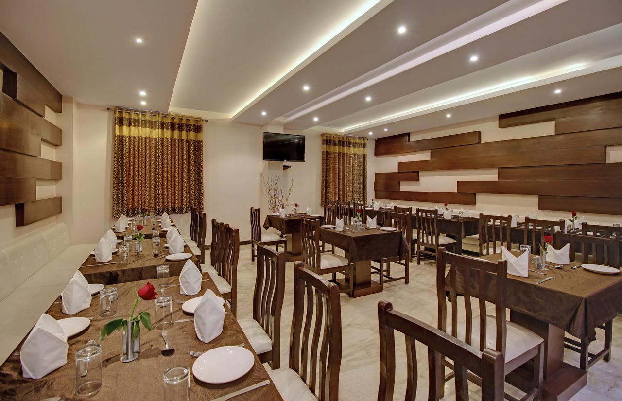 Hotel Rudra Vilas Agra  Extérieur photo