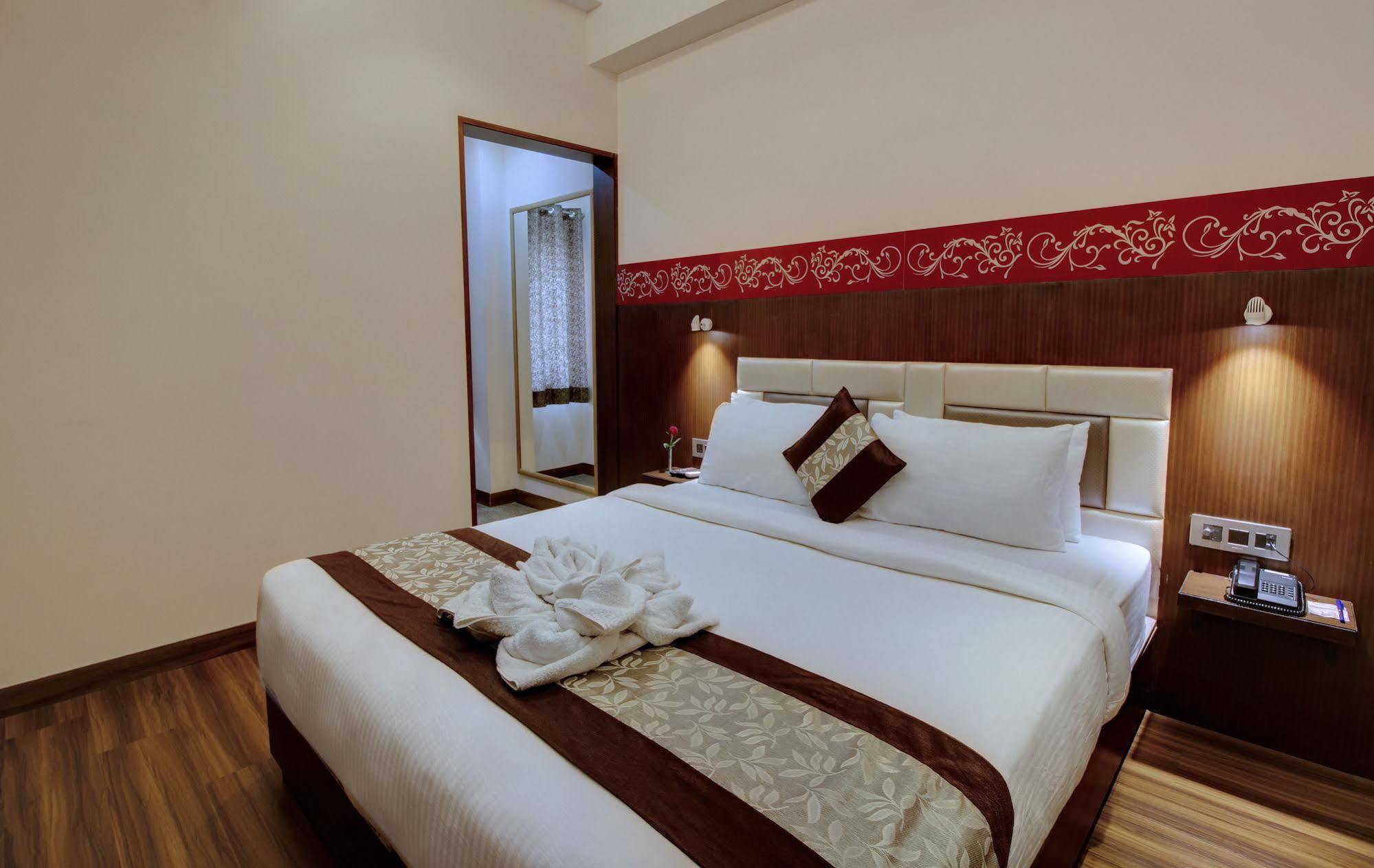 Hotel Rudra Vilas Agra  Extérieur photo
